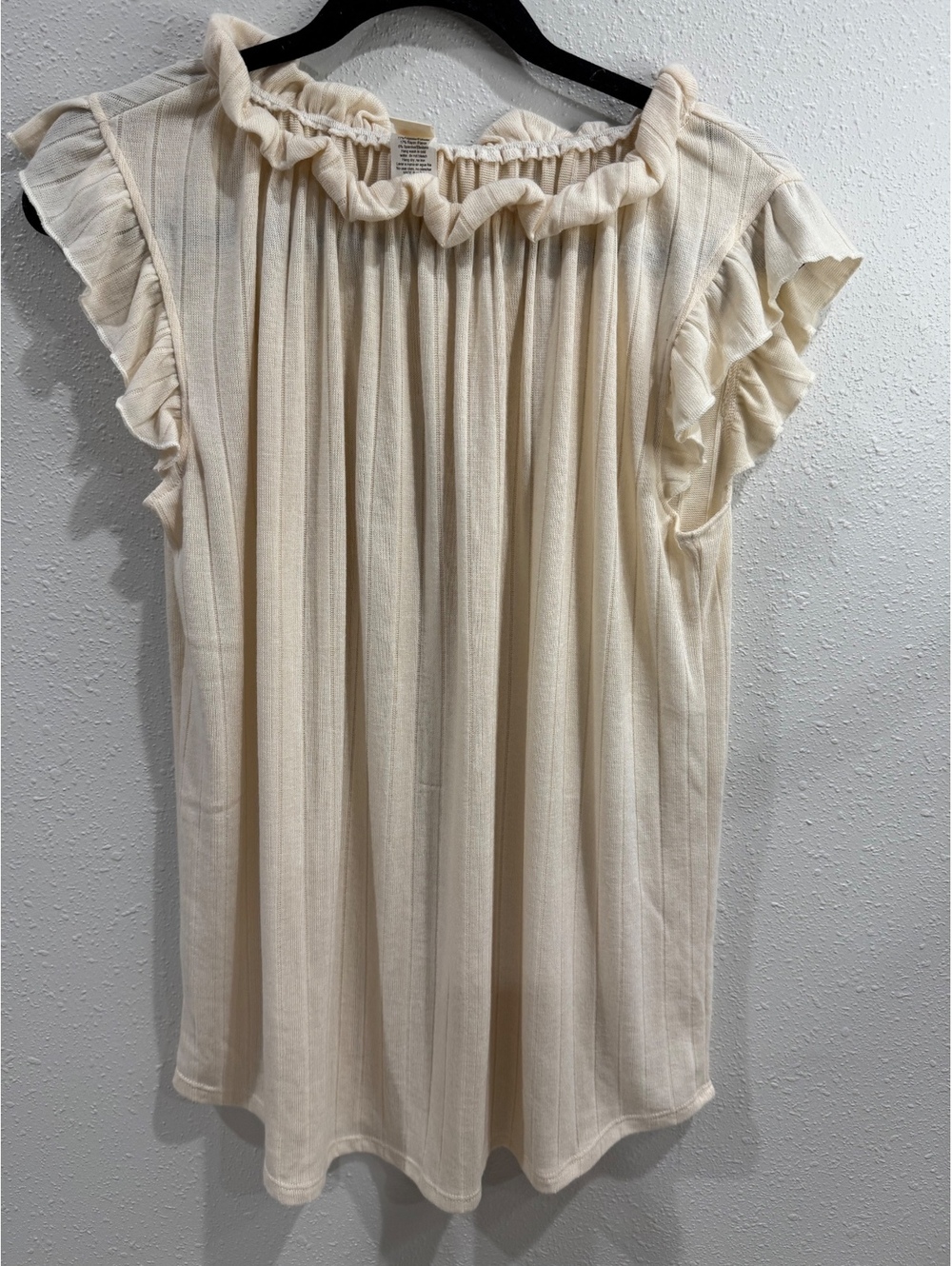 7th Ray Cream Ribbed Ruffle Sleeve Top Medium Coquette